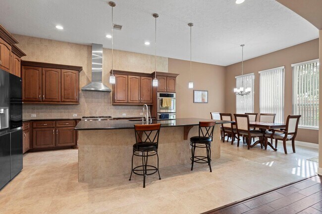 Photo - 10602 Comeaux Ln