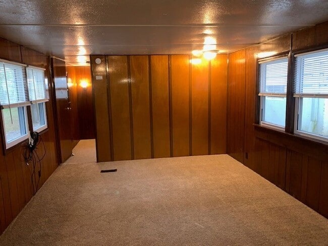 Photo - 2 Bed 1 Bath Mobile Home