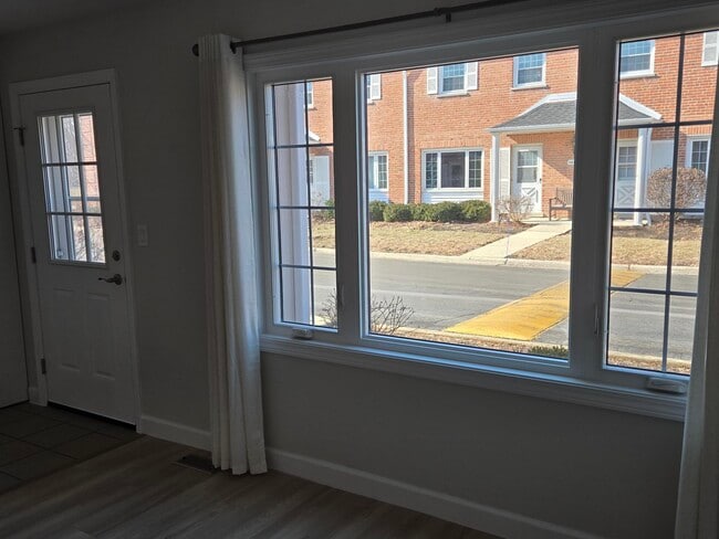 Photo - 2136 Rugen Rd