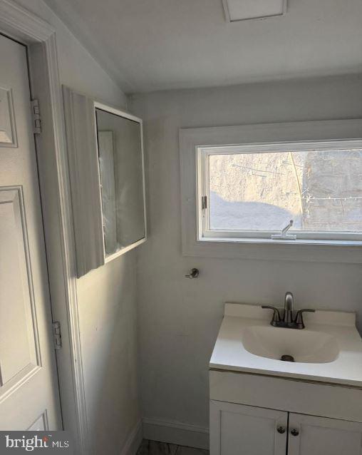 Photo - 2534 Poplar St Unit B