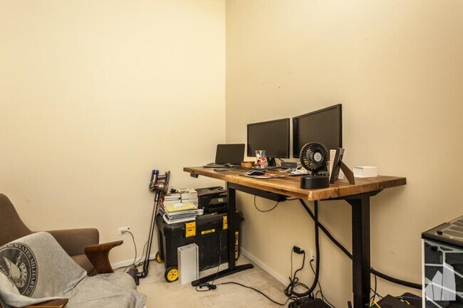 Photo - 1 bedroom in Chicago IL 60612 Unit 718