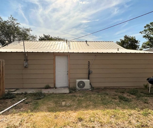 Backhouse Efficiency For Rent - Backhouse Efficiency For Rent