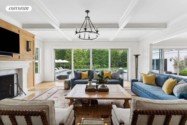 Photo - 361 Madison St