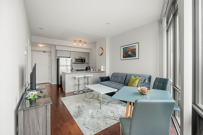 Photo - 832 Bay St. Unit ID1353867P