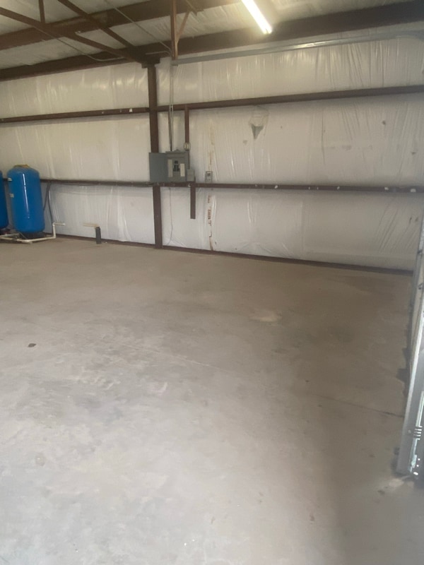 Photo - 5909 East F M 40