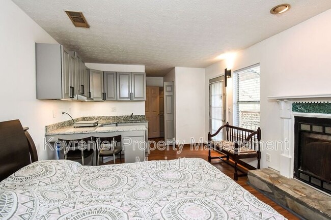 Photo - 1312 Brandl Dr SW