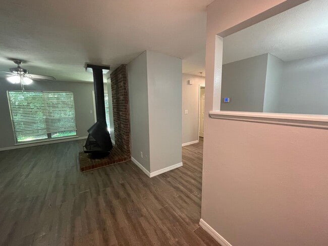Photo - Cozy & Convenient – 2 Bedroom Home in Ocala