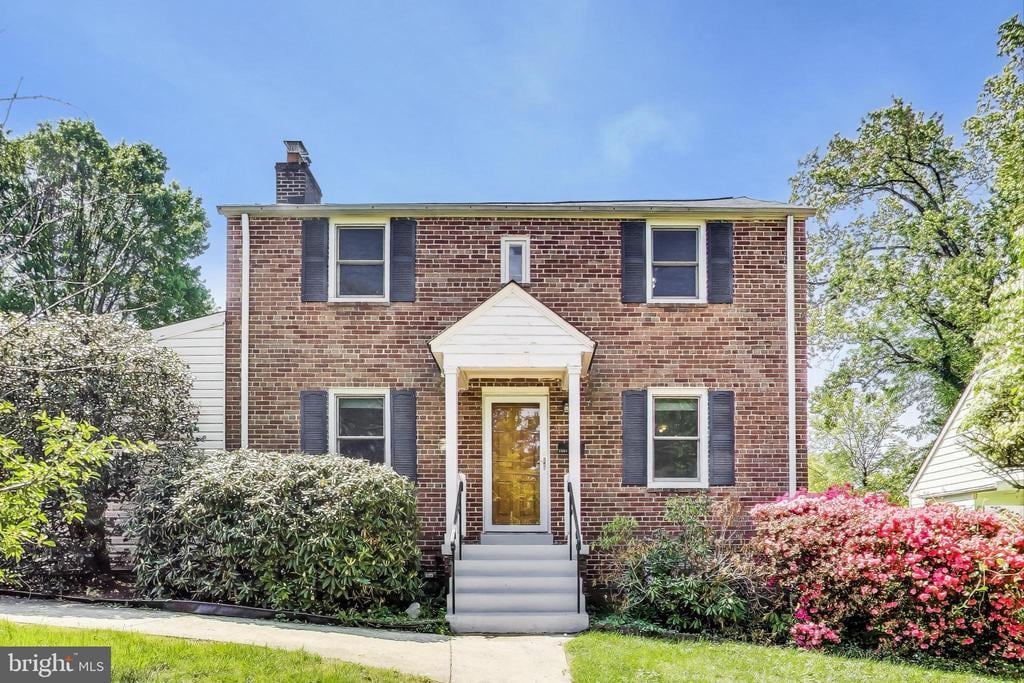 Photo - 4600 Jones Bridge Rd (Bethesda, MD)