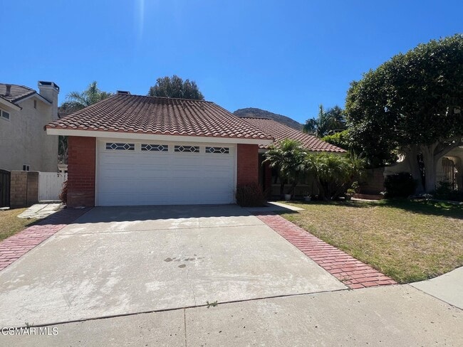 Building Photo - 3862 Lesser Dr Rental