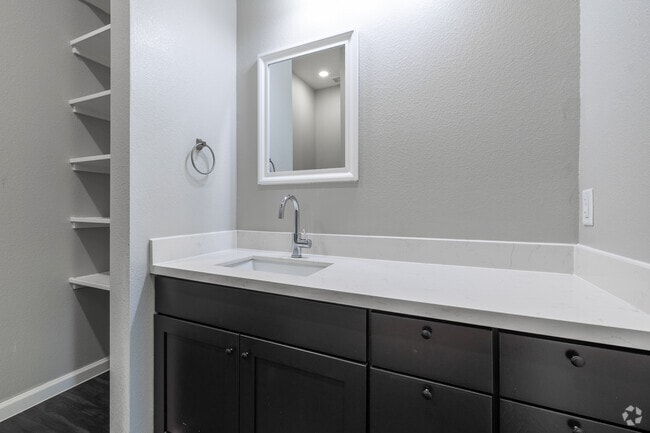 1BR, 1BA - 734SF - Bathroom - Pines at Frazier