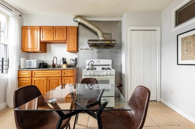 Photo - 102 Tyler St Unit 3