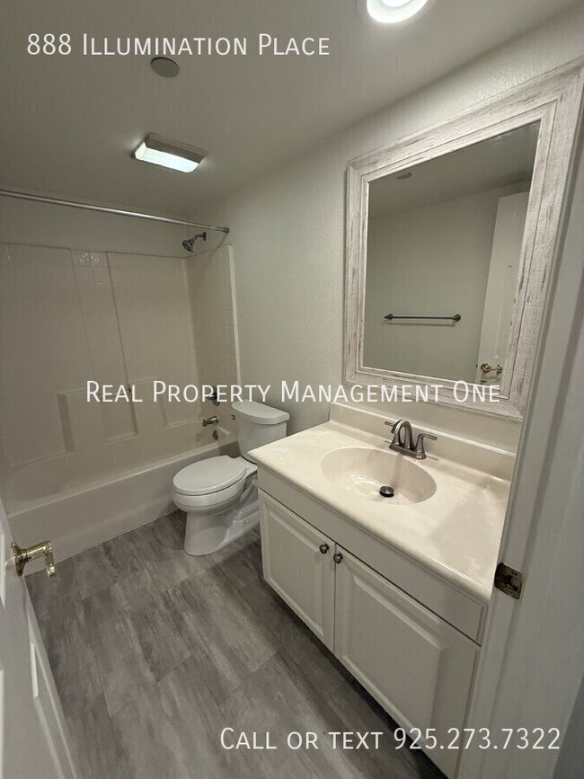 Photo - 888 Illumination Pl