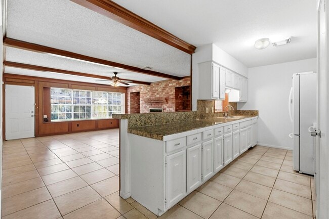 Photo - 23007 Whispering Willow Dr