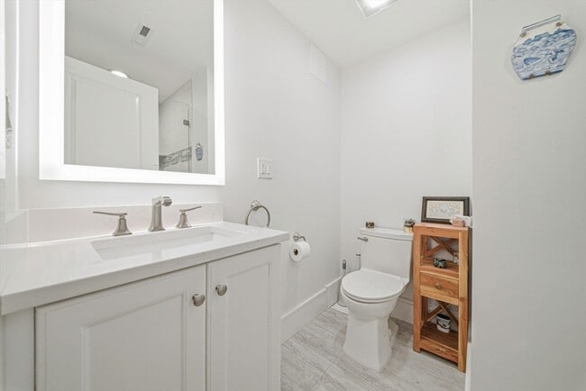 Photo - 286 Beacon St Unit 2