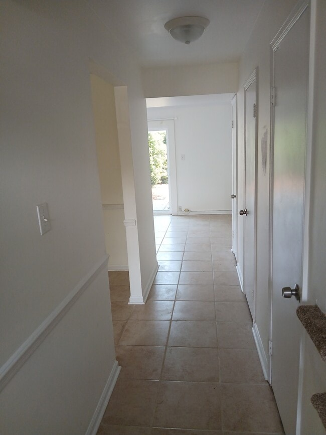 Photo - 2241 Sedgewick Dr