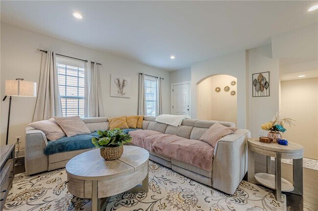 Photo - 6079 Joybrook Rd