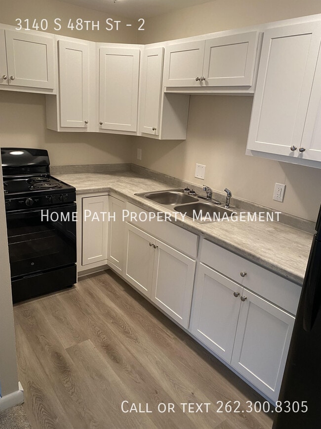 Photo - 3140 S 48th St Apartment Unit 2