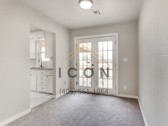 Photo - 1713 Sheffield Rd
