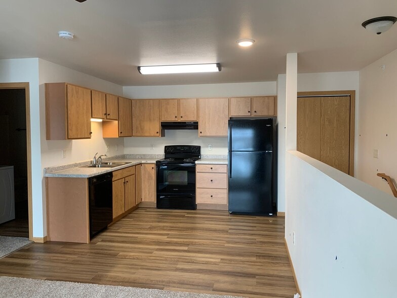 Upper Level Unit