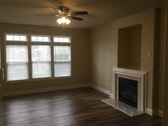 Photo - 9815 Waltham Ct