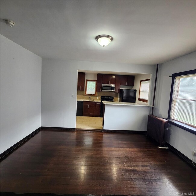Photo - 34 Parkside Dr
