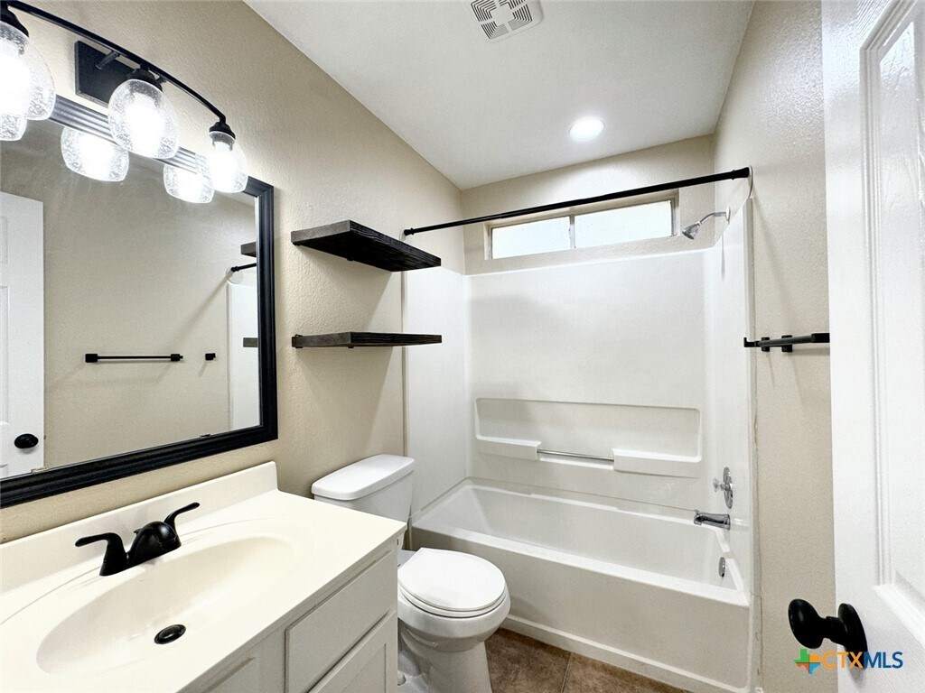 Photo - 831 Sagewood Trail Townhome