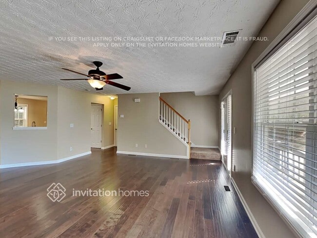 Photo - 2585 Hidden Creek Dr SW