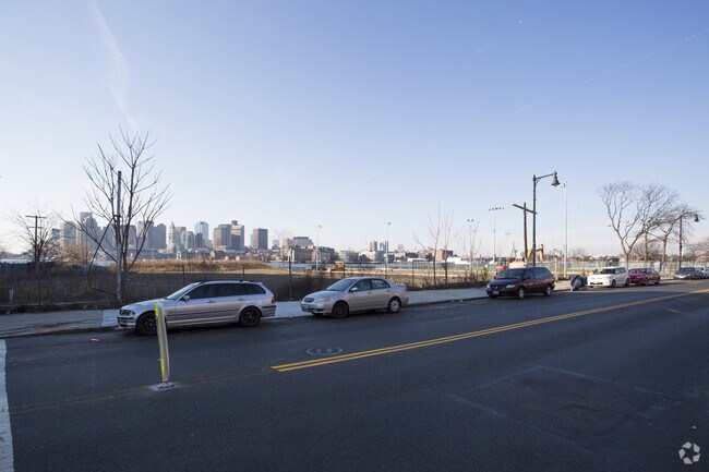 Photo - The Mark at DeNormandie Wharf