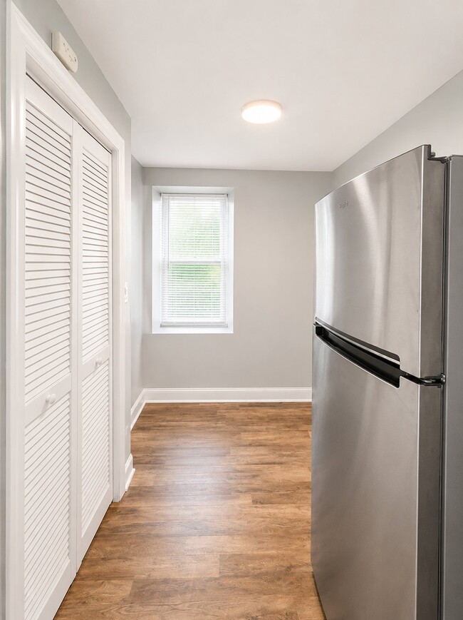 Photo - 10747 S Michigan Ave Unit G