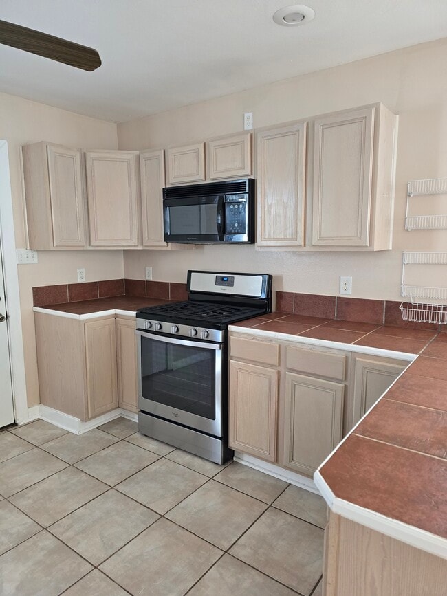 Photo - 8445 Jefferson Hwy