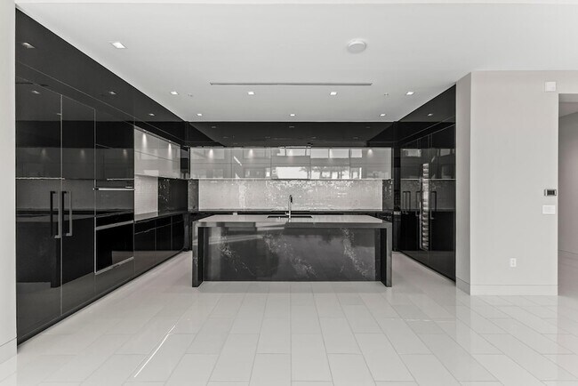 Photo - 6587 N Palmeraie Blvd Unit 2003