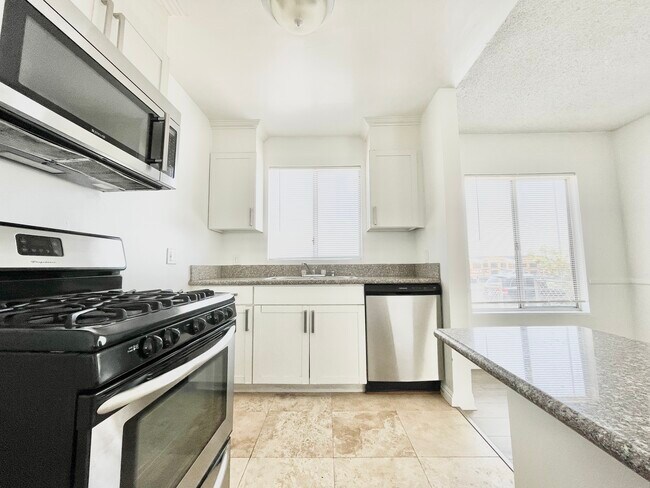 Photo - 7245 Bakman Ave Sun Valley, CA 91352 Unidad 2