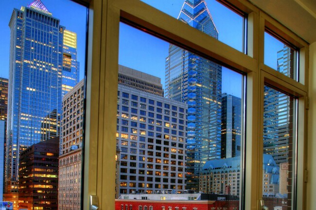 Photo - 130 S 18th St