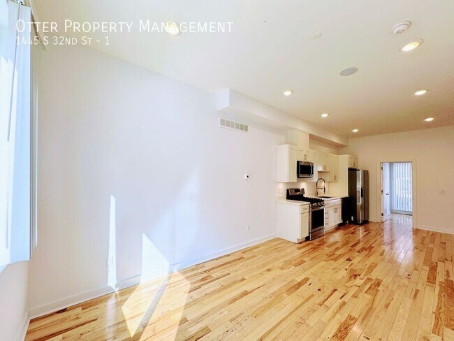 Building Photo - 1445 S 32nd St Unit 1 Rental