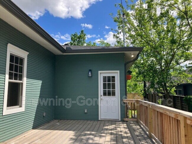 Photo - 1005 W Eastland Ave