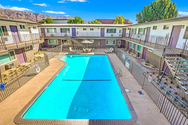 Photo - Luxe at Burbank Apartments