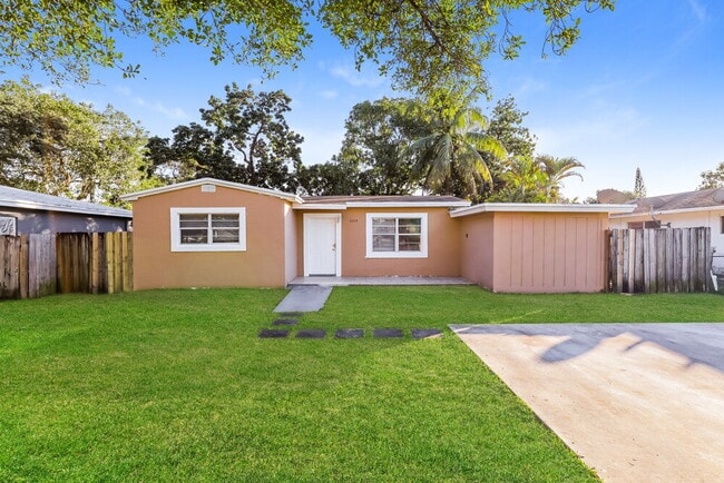 Photo - 6054 SW 19th St House