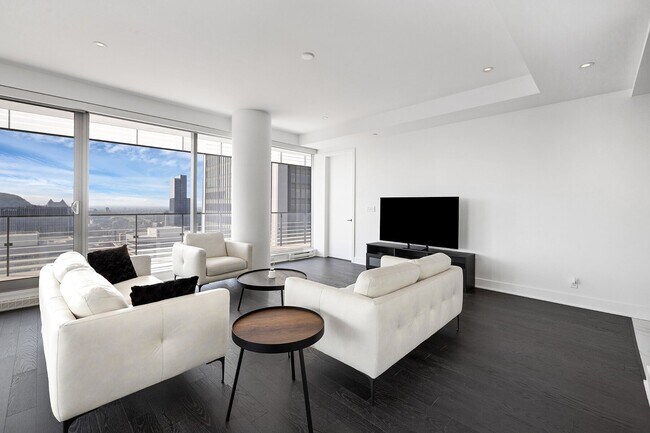 Photo - 720 Rue Saint-Jacques Unit PH5005