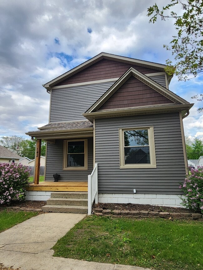 Photo - 142 N Fulton Ave House