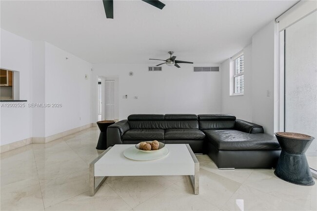Photo - 31 SE 5th St Unit 2301