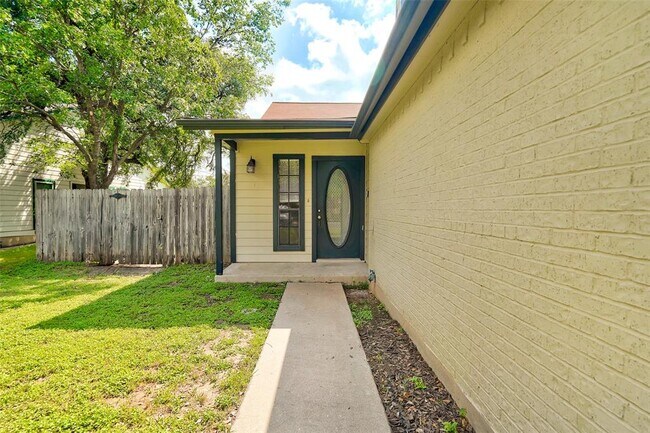 Photo - 8704 Clearbrook Trail