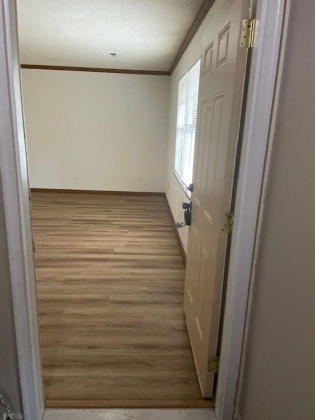 Photo - Knoxville 37912 - 2 bedroom 1.5 bath condo - call Howard Grower 865-705-0969