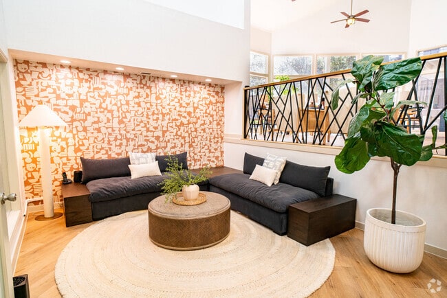 Building Photo - The Patten West Rental