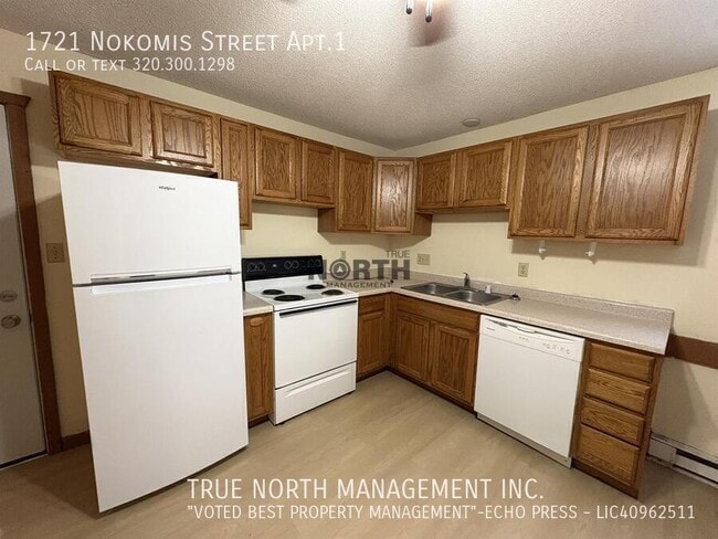 Photo - 1721 Nokomis St