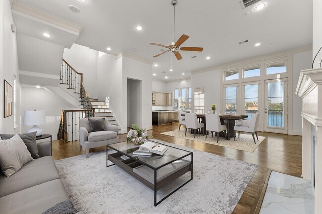 Photo - 2202 Lakeshore Edge Dr