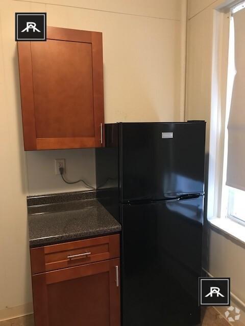 Building Photo - 1 bedroom in Allston MA 02134 Unit 18 Rental