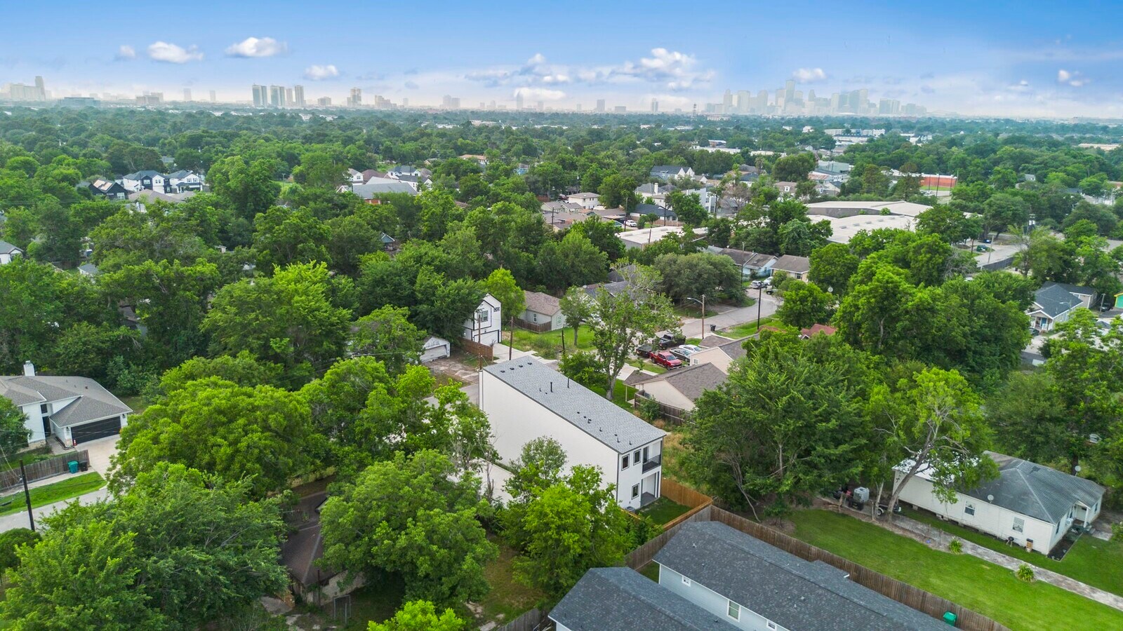 Photo - 6631 Foster St