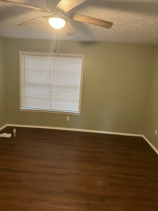 Photo - 2418 Alma St