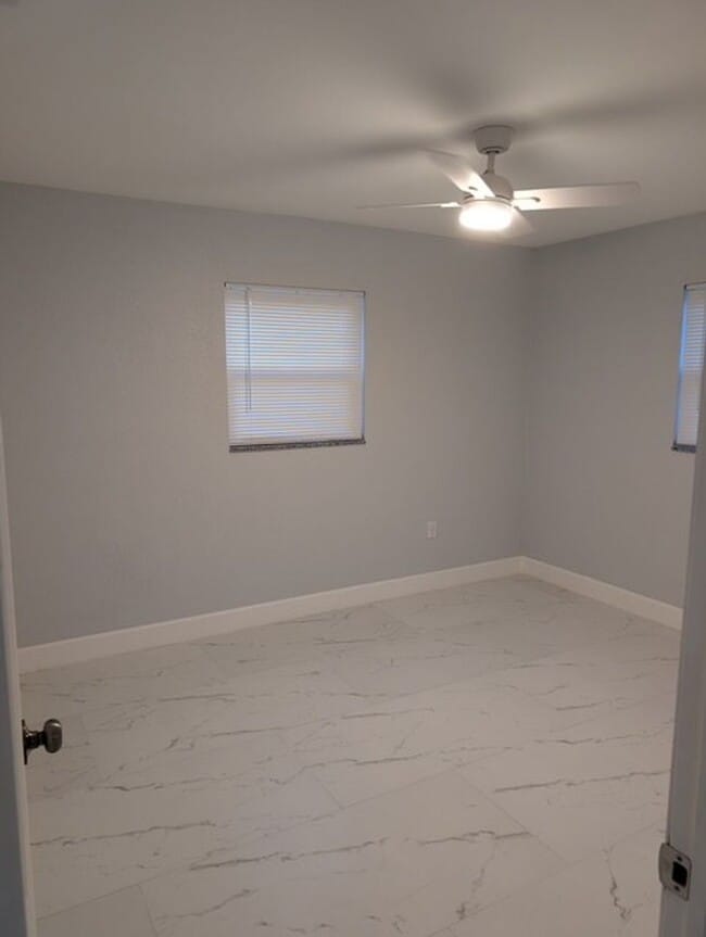 610 20th Ave W