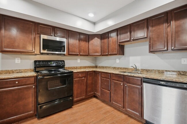 Photo - 3416-3422 N Sydenham St Unidad D01